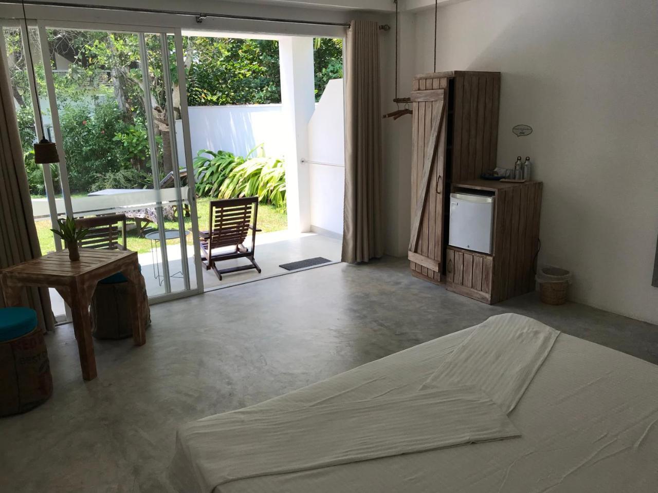 Jippie The Villa Hikkaduwa Dış mekan fotoğraf